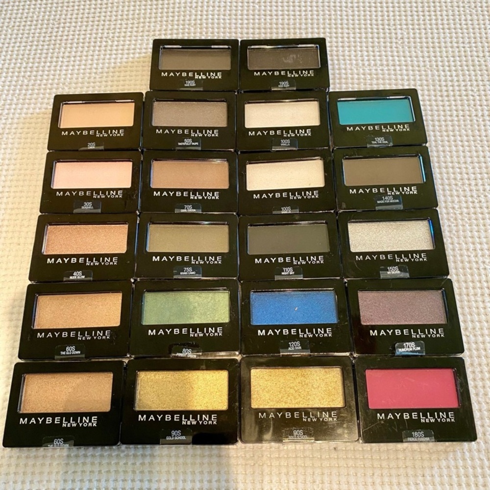 New Maybelline Expert Wear Eye shadow bundle of 22 RARE